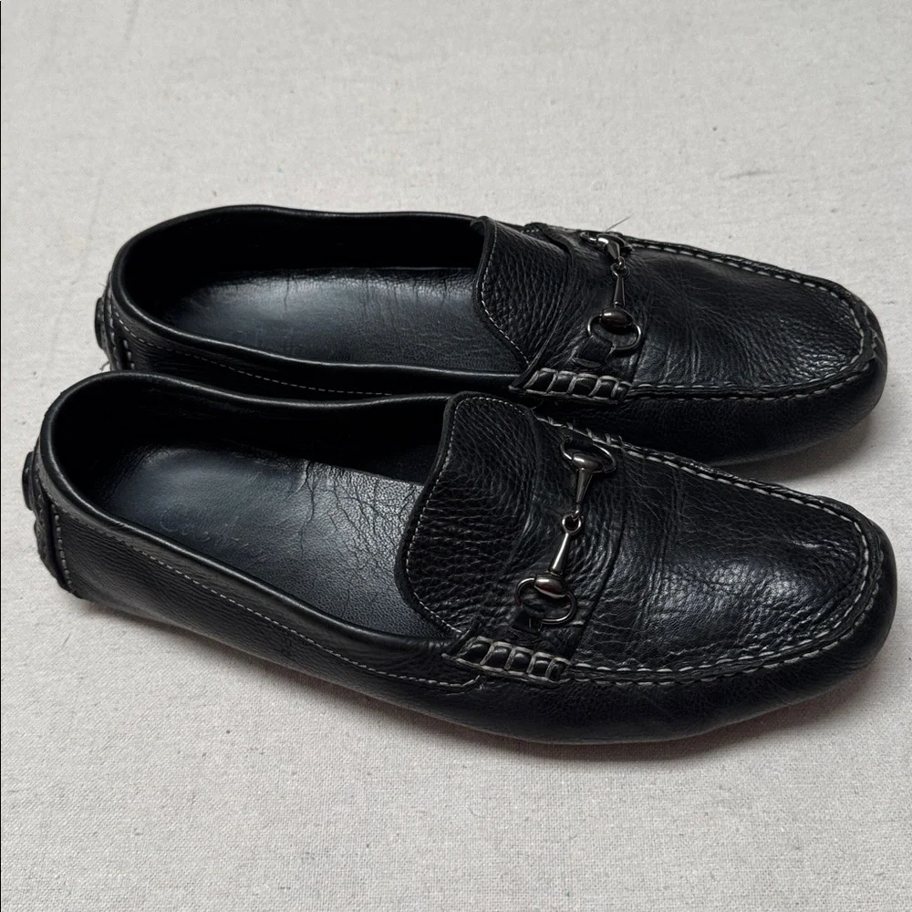 Cole Haan reposhing this